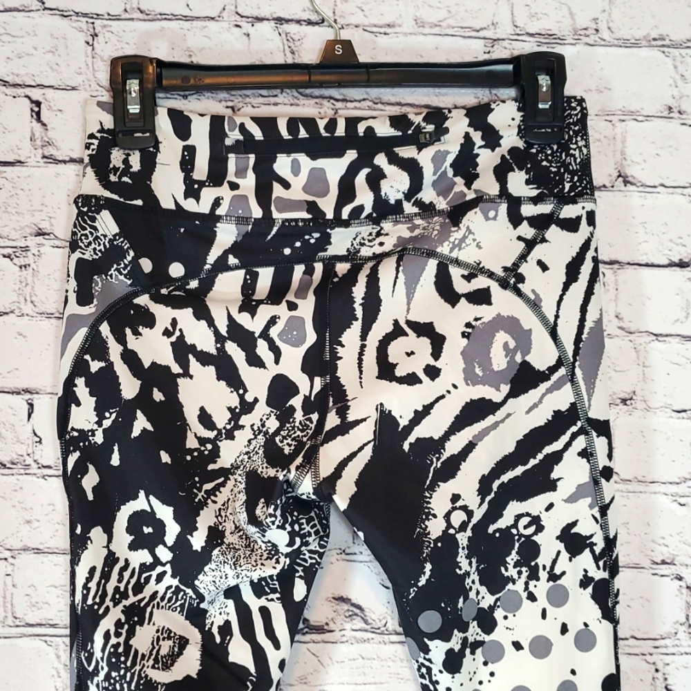 Nike Dri-Fit Abstract Patterned Athletic Pants Ca… - image 7